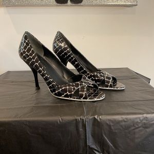 Enzo Angiolini Black and White Heels